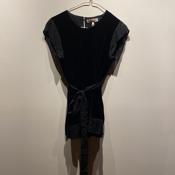 BCBG MaxAzria velvet blouse - Picture 2 of 4